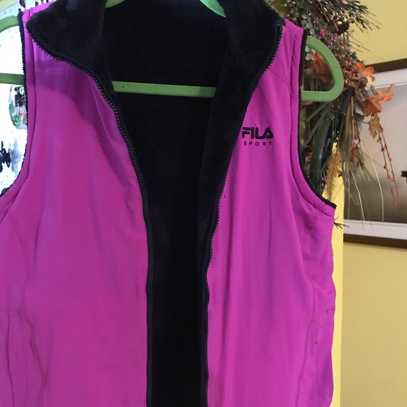 Vest - Picture 2 of 3